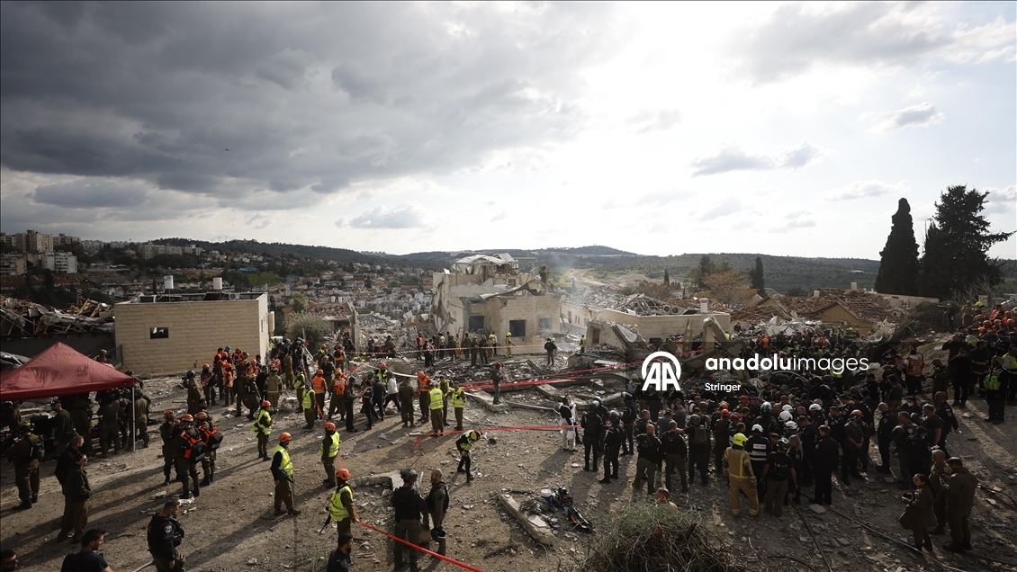  İran'ın İsrail'e düzenlediği füze saldırısında 8 kişi öldü