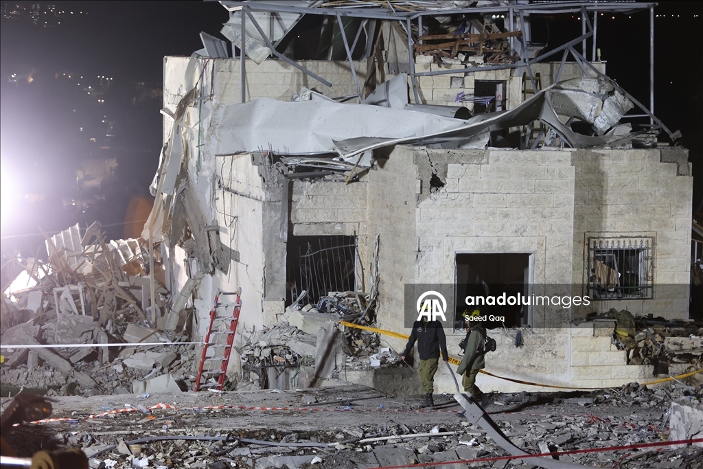 İran'ın İsrail'e düzenlediği füze saldırısında 9 kişi öldü