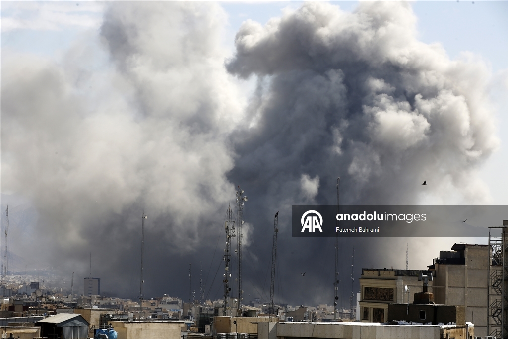 İsrail ve ABD’nin İran’ın başkenti Tahran’a yönelik saldırıları devam ediyor