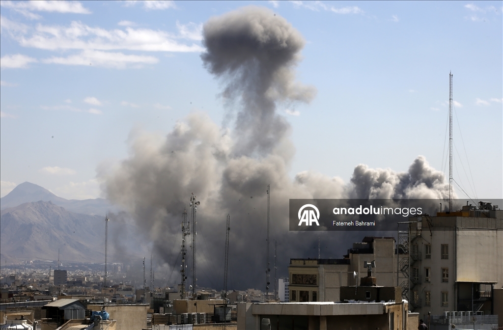 İsrail ve ABD’nin İran’ın başkenti Tahran’a yönelik saldırıları devam ediyor