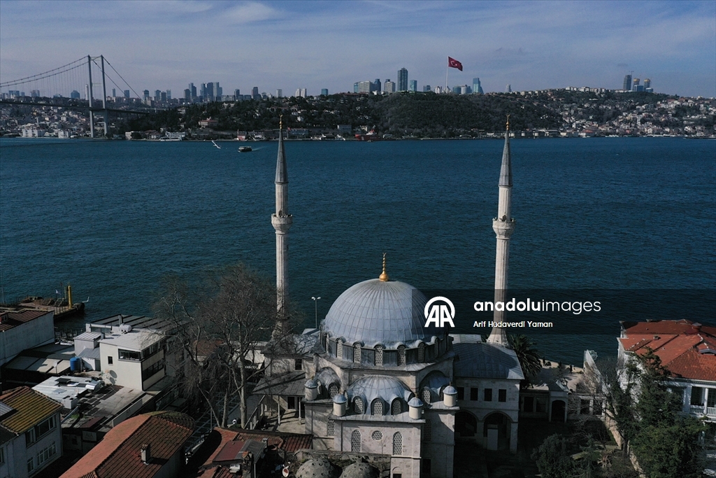 Boğaz'la bütünleşen yalı camisi: Beylerbeyi Hamid-i Evvel