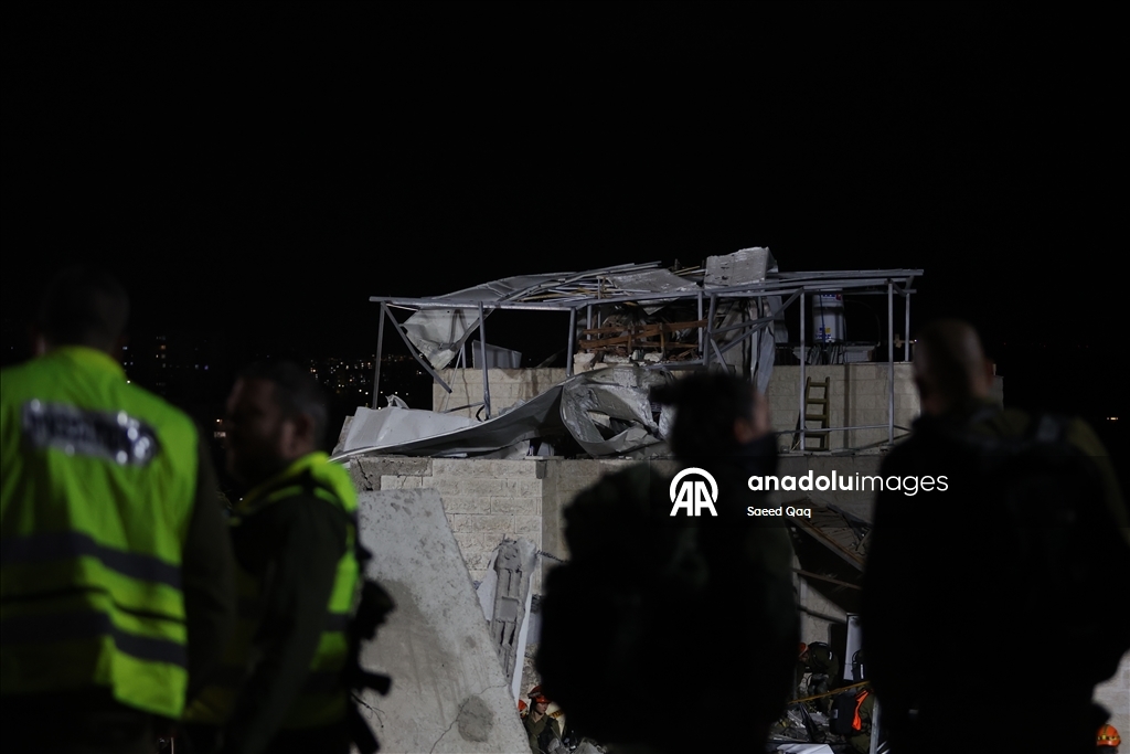 İran'ın İsrail'e düzenlediği füze saldırısında 9 kişi öldü