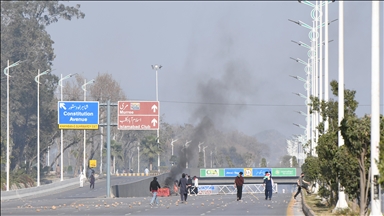 Pakistan'da düzenlenen ABD karşıtı gösteriye güvenlik güçleri müdahale etti