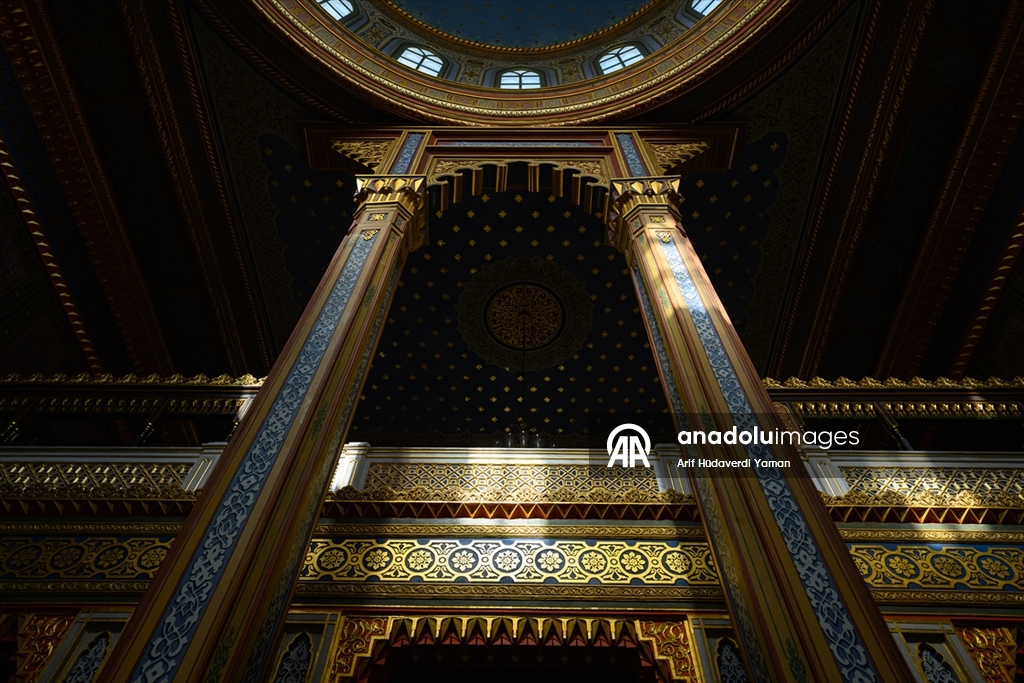 2. Abdülhamid'in el izlerini taşıyan Yıldız Hamidiye Camisi