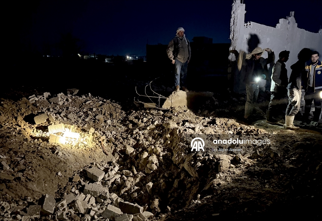 Три человека, включая двоих детей, ранены из-за падения обломков ракеты в Дамаске