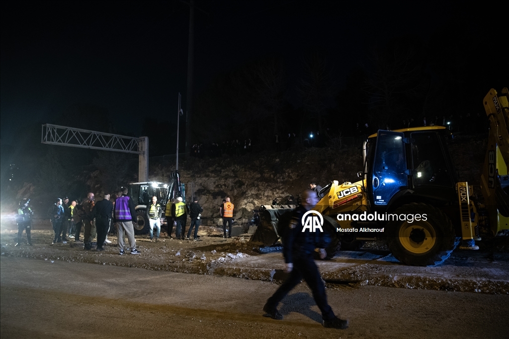 Шесть человек ранены в результате падения иранской ракеты в Иерусалиме