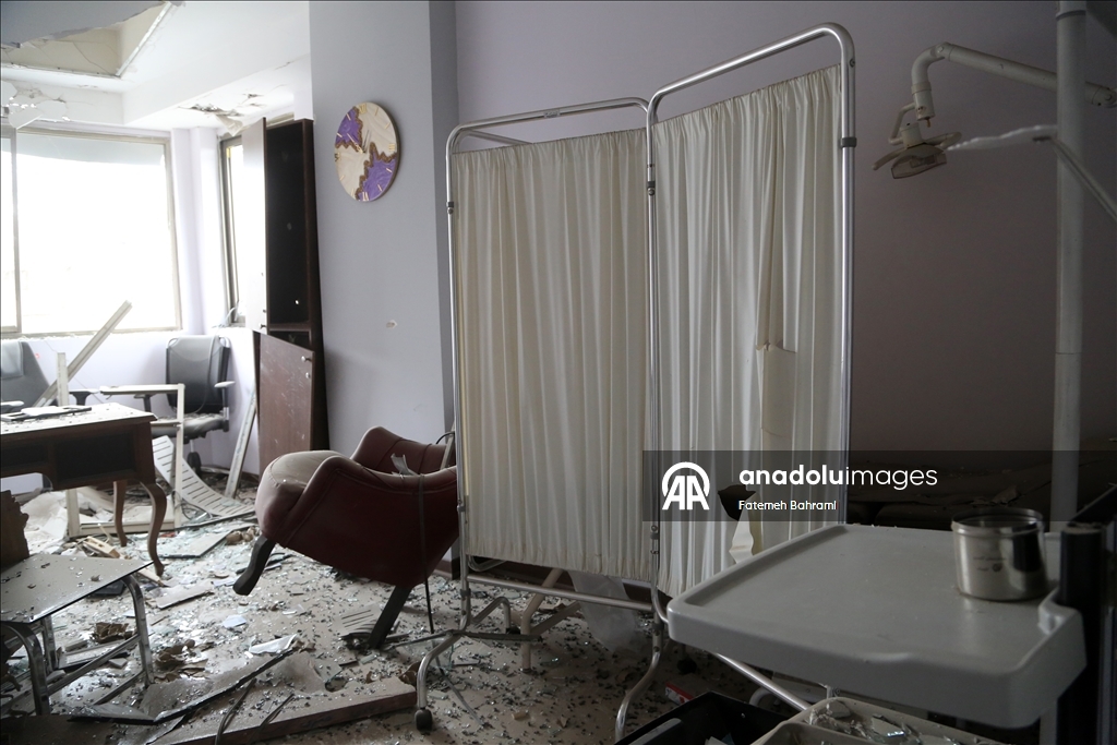 Tahran’ın kuzeyindeki Gandi Hastanesi ABD-İsrail saldırısında hasar gördü