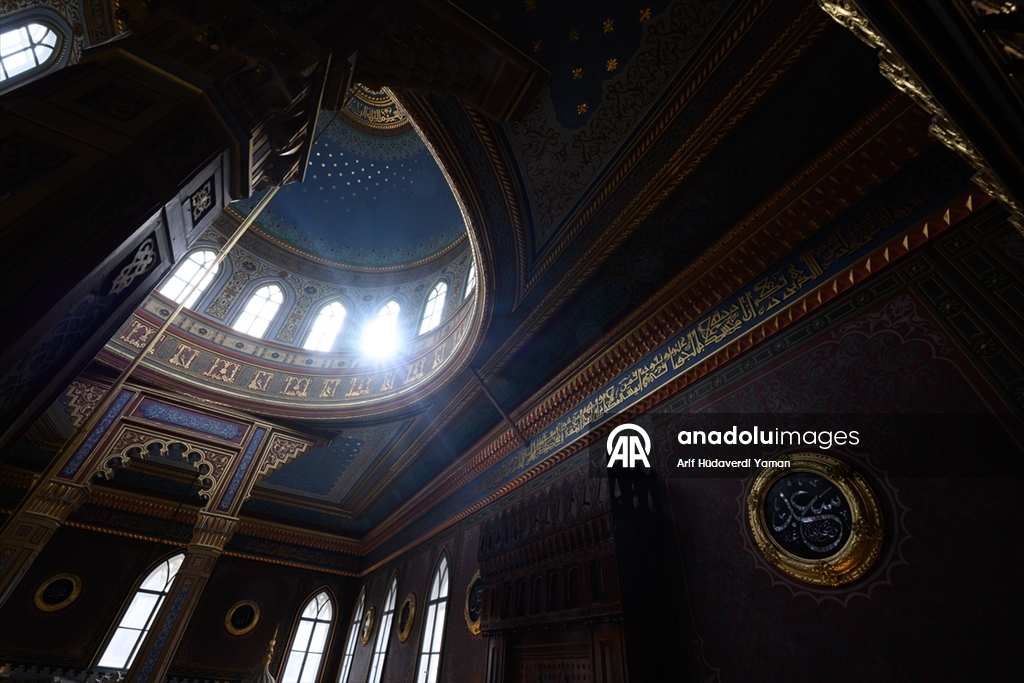2. Abdülhamid'in el izlerini taşıyan Yıldız Hamidiye Camisi
