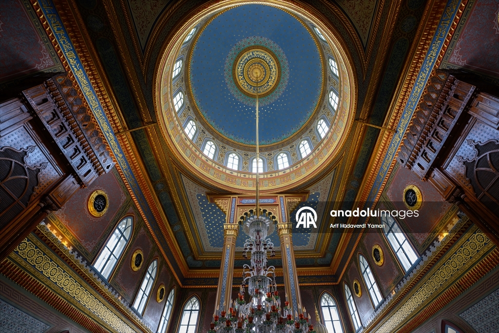 2. Abdülhamid'in el izlerini taşıyan Yıldız Hamidiye Camisi
