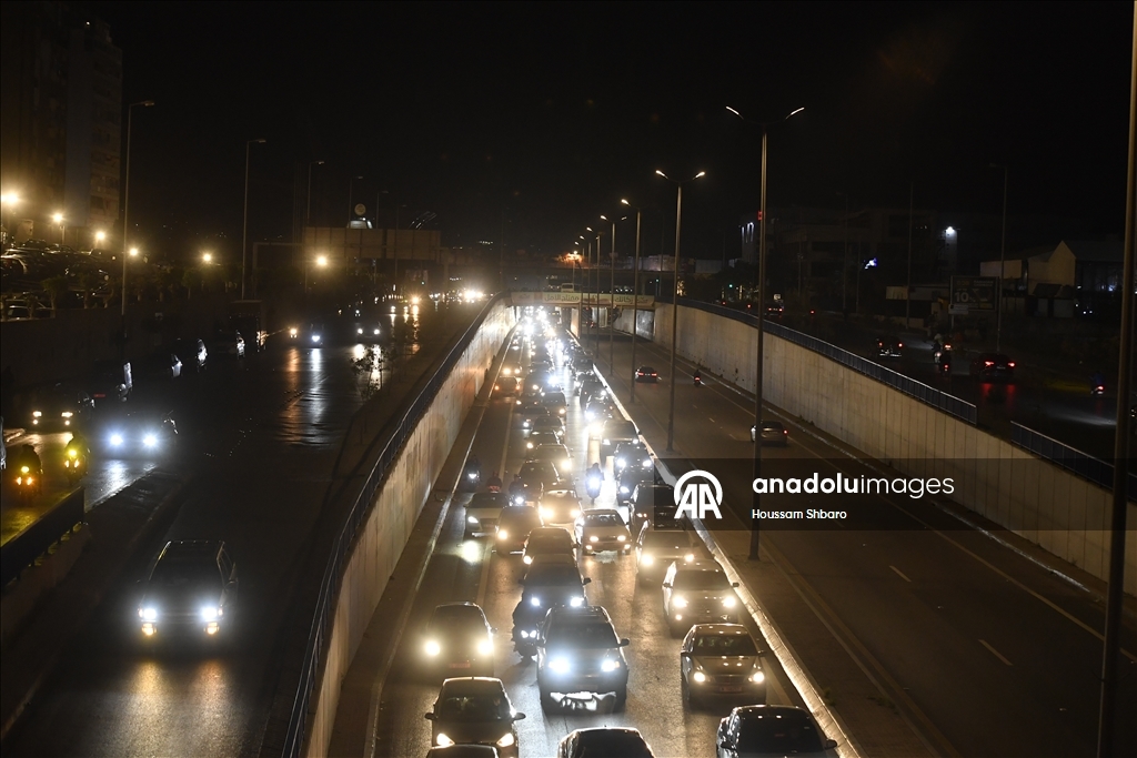 Тысячи жителей начали покидать юг Ливана после угрозы израильских ударов