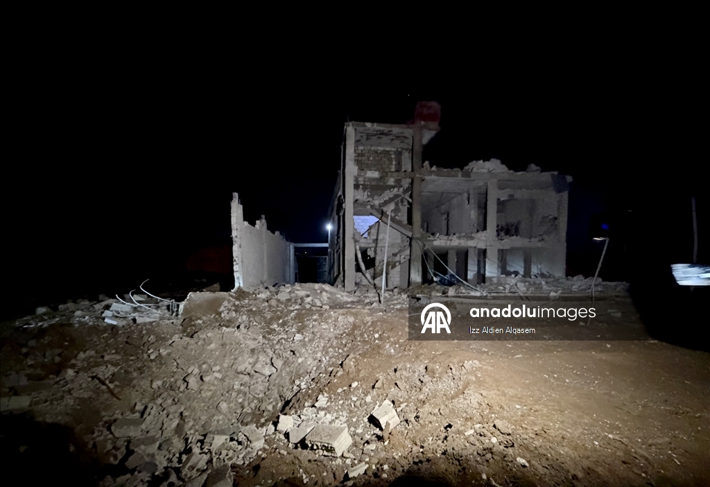 Три человека, включая двоих детей, ранены из-за падения обломков ракеты в Дамаске