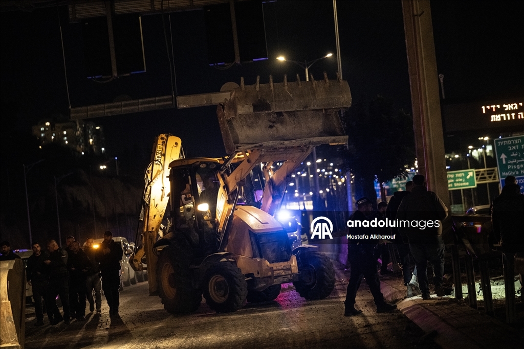 Шесть человек ранены в результате падения иранской ракеты в Иерусалиме