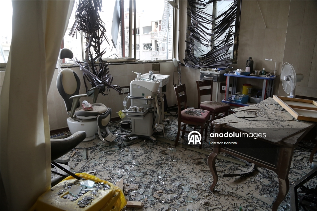 Tahran’ın kuzeyindeki Gandi Hastanesi ABD-İsrail saldırısında hasar gördü