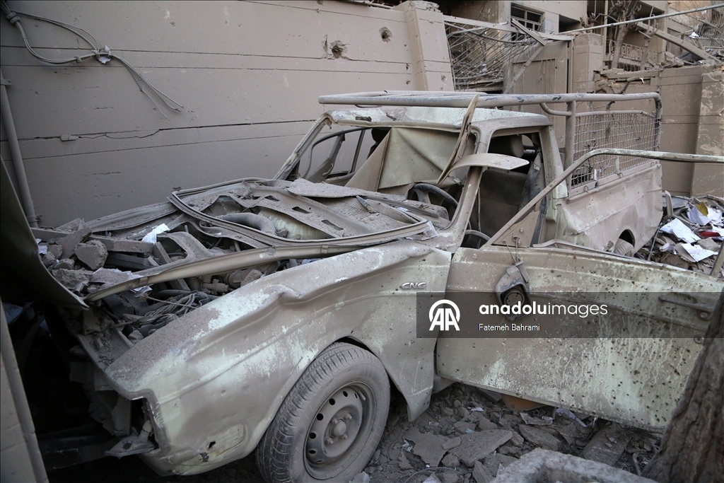 AA ekibi, ABD ve İsrail saldırısında hasar gören Tahran’daki binaları görüntüledi