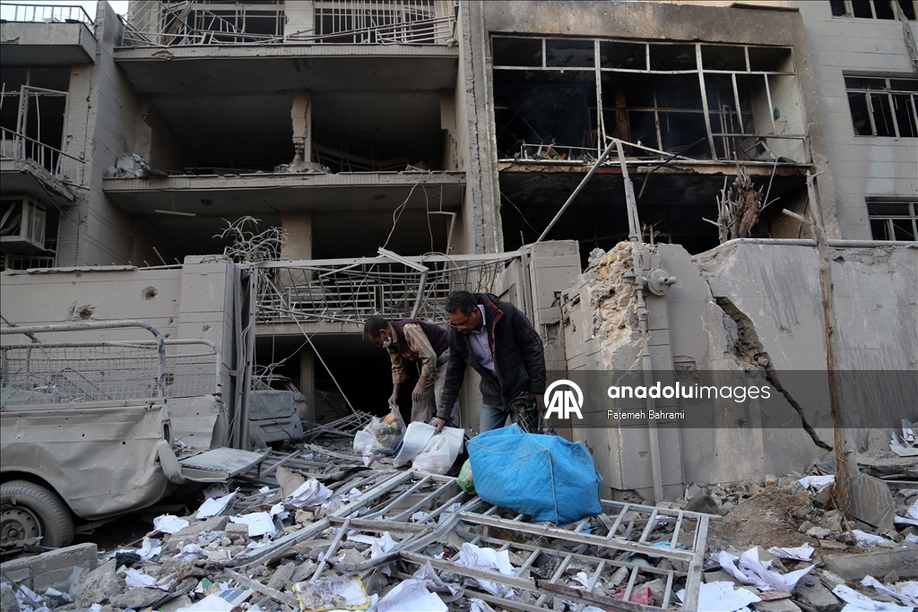 AA ekibi, ABD ve İsrail saldırısında hasar gören Tahran’daki binaları görüntüledi