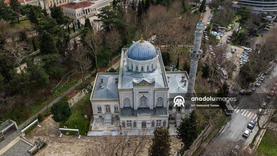 2. Abdülhamid'in el izlerini taşıyan Yıldız Hamidiye Camisi