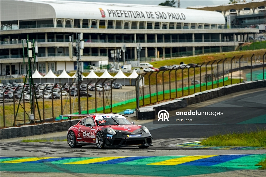 Старт сезона Porsche Cup Brasil