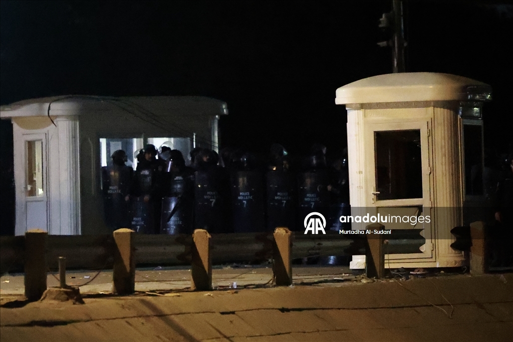 Силы безопасности Ирака вмешиваются в действия протестующих у «Зеленой зоны»