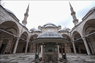 جامع الشهزاده بإسطنبول... باكورة النضج في عمارة القباب العثمانية