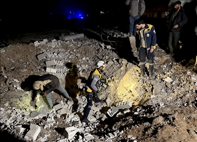 Три человека, включая двоих детей, ранены из-за падения обломков ракеты в Дамаске