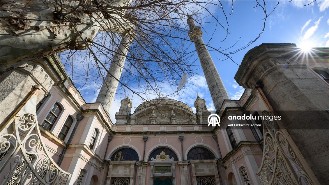 19. yüzyıl Osmanlı mimarisinin seçkin örneği: Büyük Mecidiye Camisi