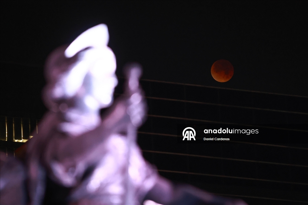 Meksika'da kanlı ay tutulması 