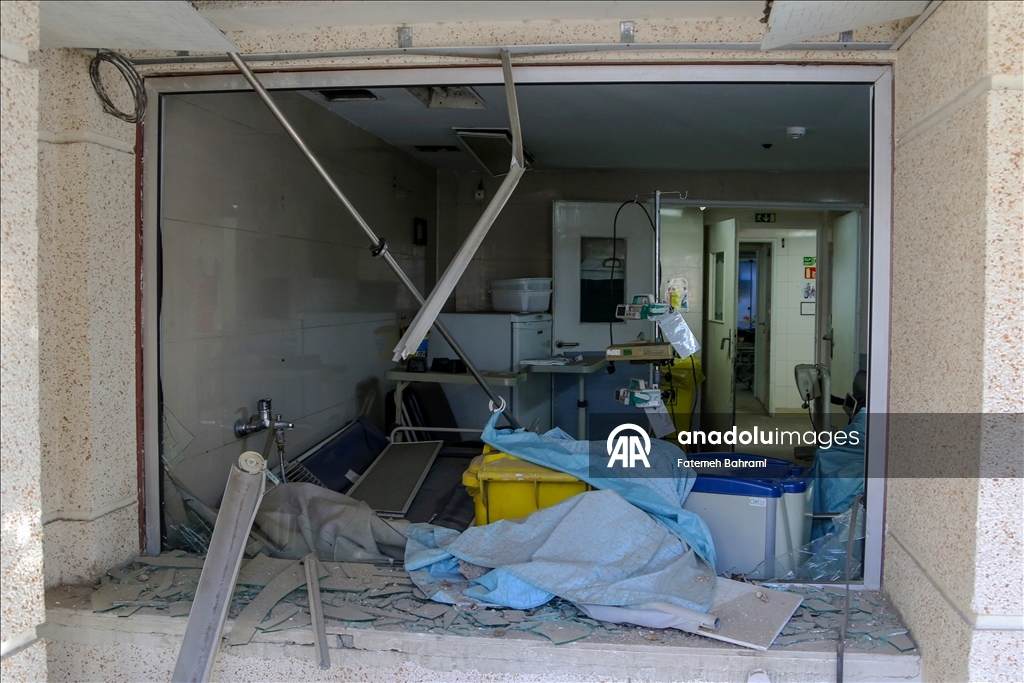 Съемочная команда «Анадолу» зафиксировала масштаб разрушений в больнице Шехит Мутахарри в Тегеране