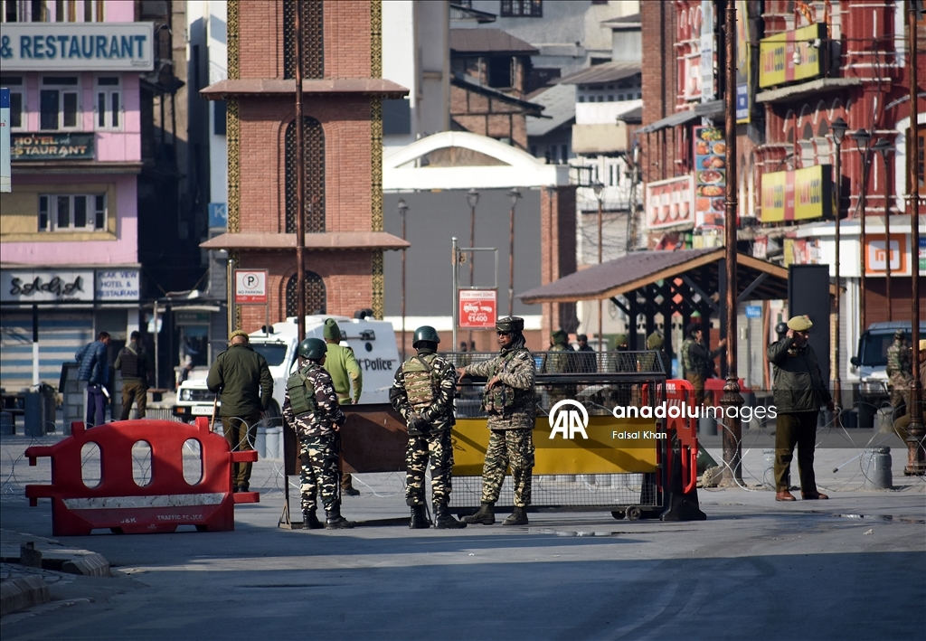 В Кашмире усилены меры безопасности после сообщения о гибели Хаменеи