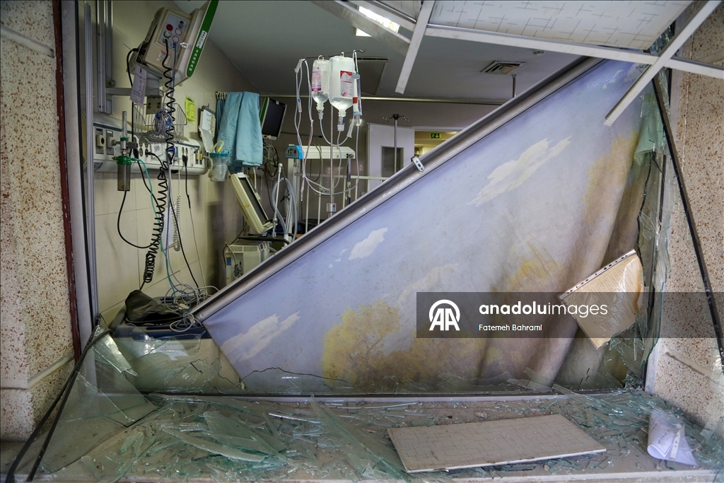 Съемочная команда «Анадолу» зафиксировала масштаб разрушений в больнице Шехит Мутахарри в Тегеране