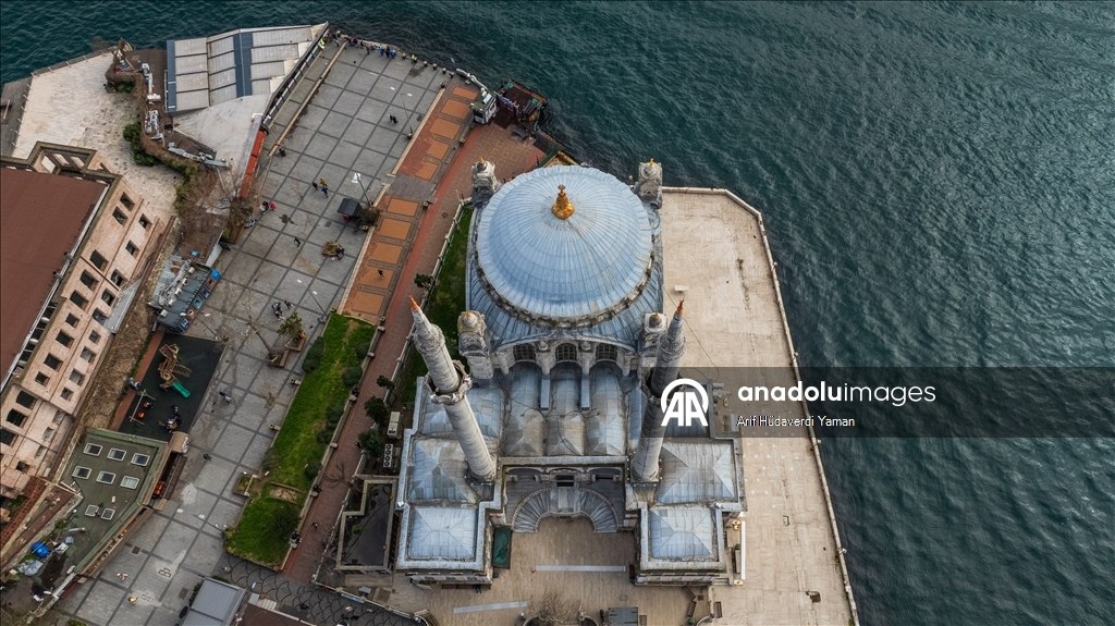 Выдающийся памятник османской архитектуры XIX века - Большая мечеть Меджидие