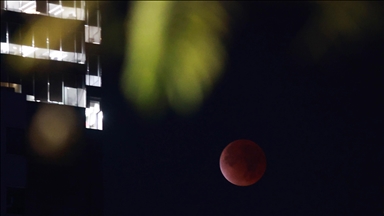 Meksika'da kanlı ay tutulması