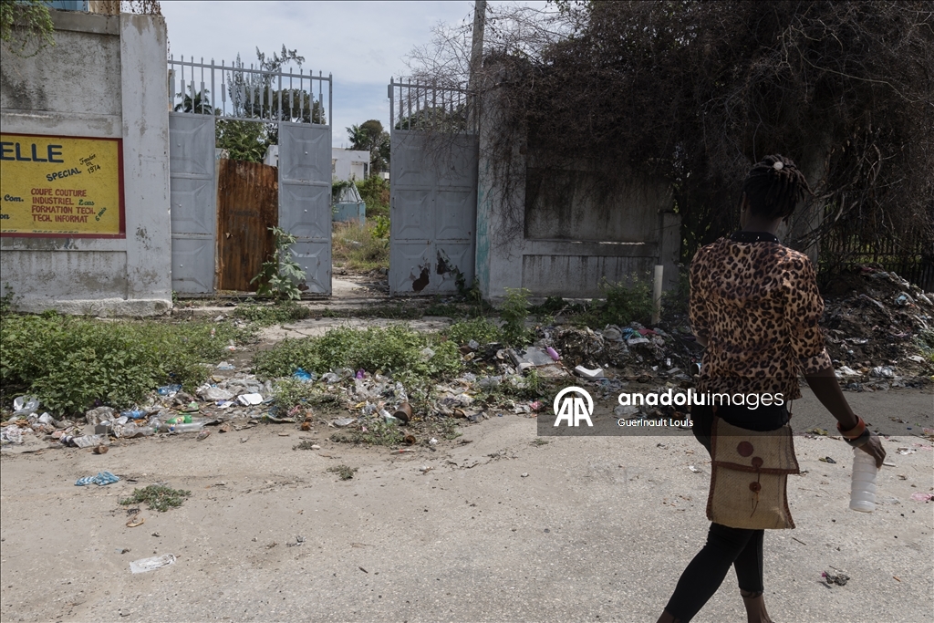 Несмотря на растущие проблемы с безопасностью в Гаити, повседневная жизнь идет своим чередом