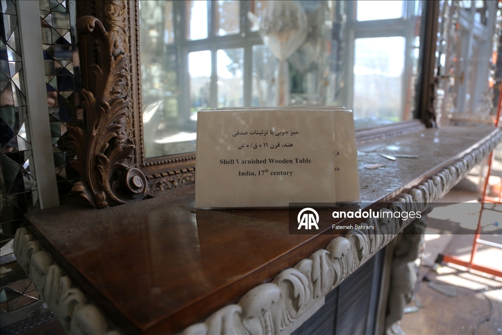 طهران.. الأناضول توثق الدمار في "قصر غولستان" التاريخي