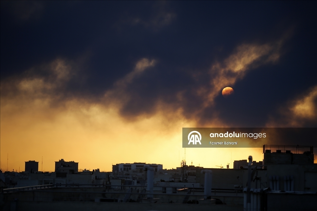 Атаки США и Израиля на Иран продолжаются  4