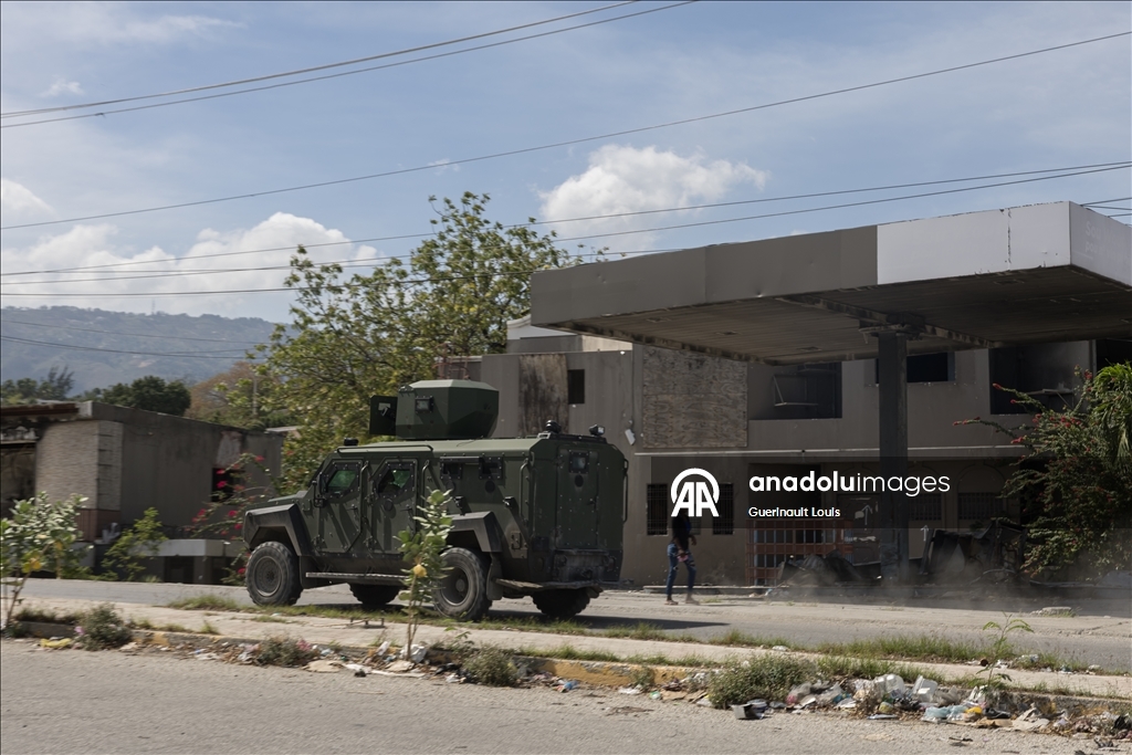 Несмотря на растущие проблемы с безопасностью в Гаити, повседневная жизнь идет своим чередом