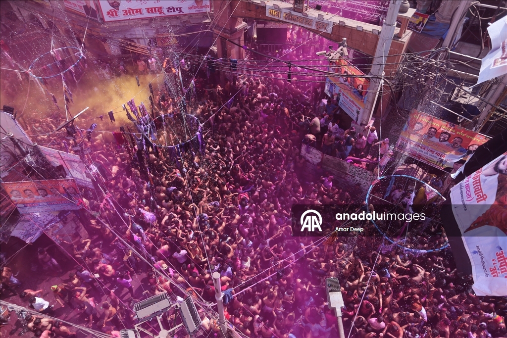 Hindistan'da "Holi Festivali" kutlamaları