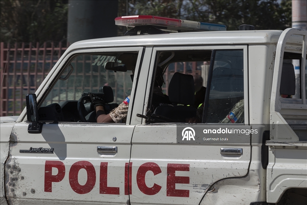 Несмотря на растущие проблемы с безопасностью в Гаити, повседневная жизнь идет своим чередом