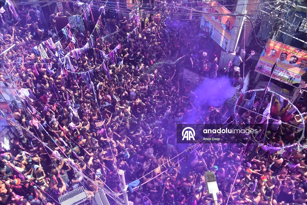 Hindistan'da "Holi Festivali" kutlamaları