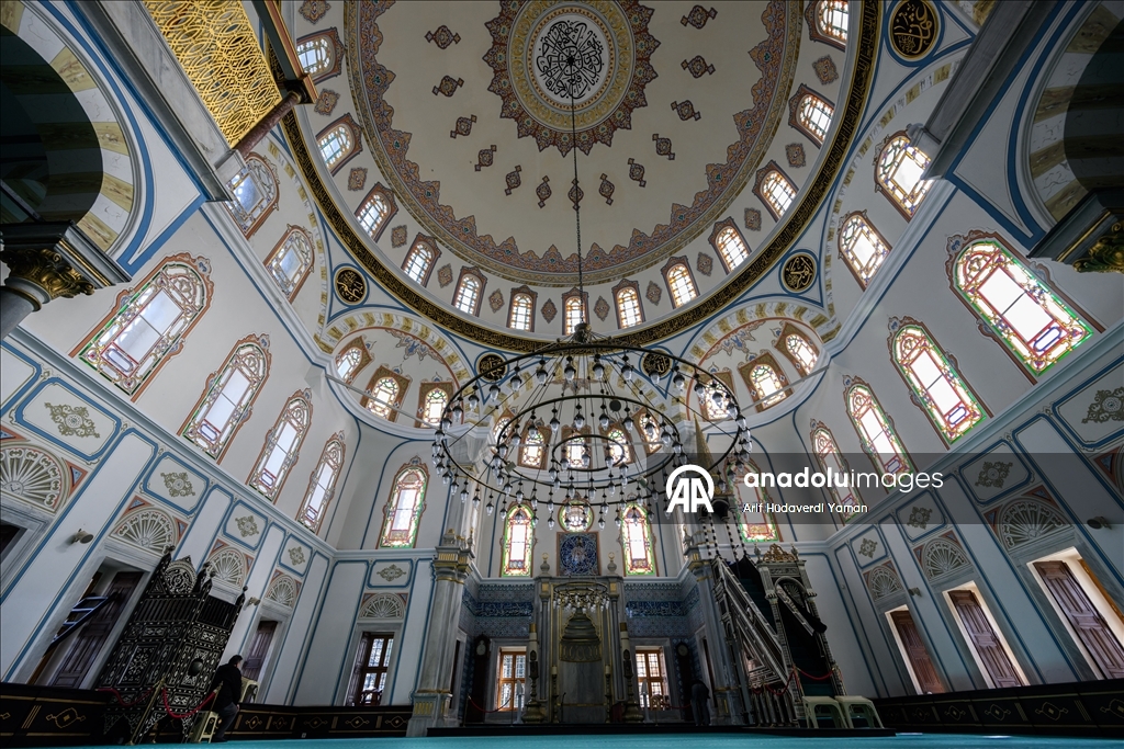 جامع "بكلربكي".. تحفة عثمانية تعانق البوسفور في إسطنبول