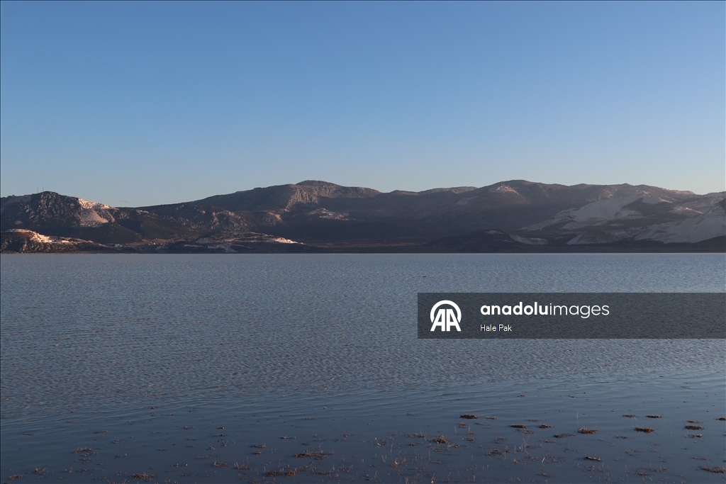 Salda'nın su seviyesi yükseldi, kuruyan Akgöl ve Yarışlı gölleri yeniden su tuttu