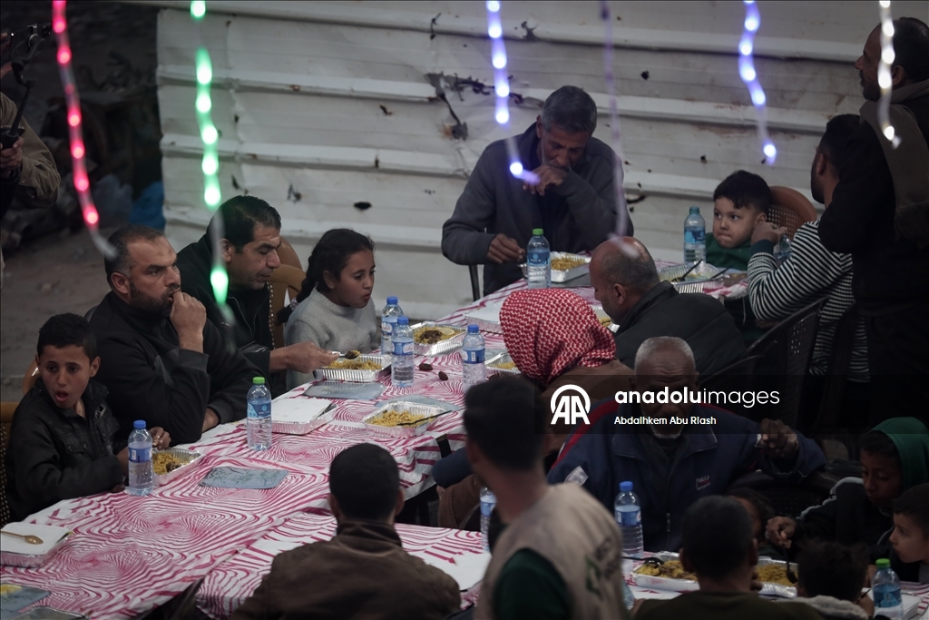 В Газе была организована коллективная программа ифтара