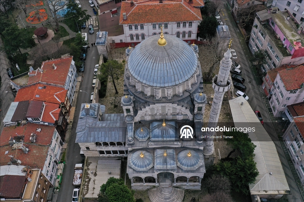 جامع آيازما.. أيقونة تجمع الباروك العثماني بالعمارة التقليدية 