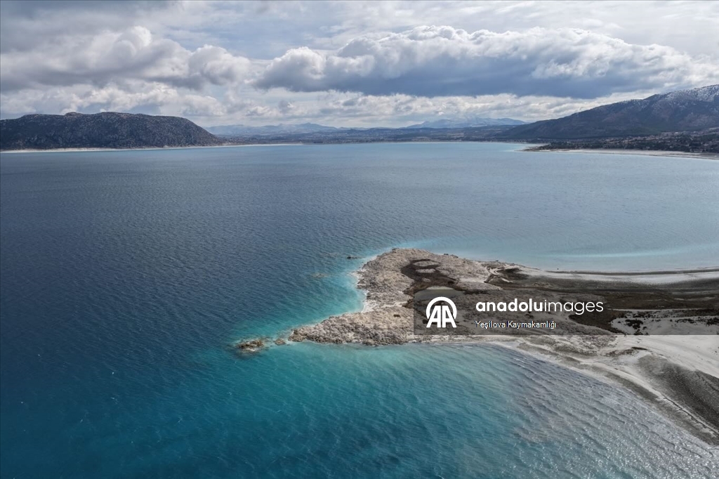 Salda'nın su seviyesi yükseldi, kuruyan Akgöl ve Yarışlı gölleri yeniden su tuttu