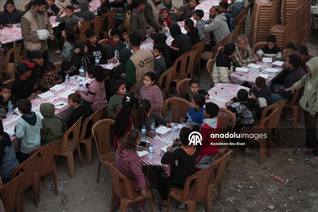 В Газе была организована коллективная программа ифтара