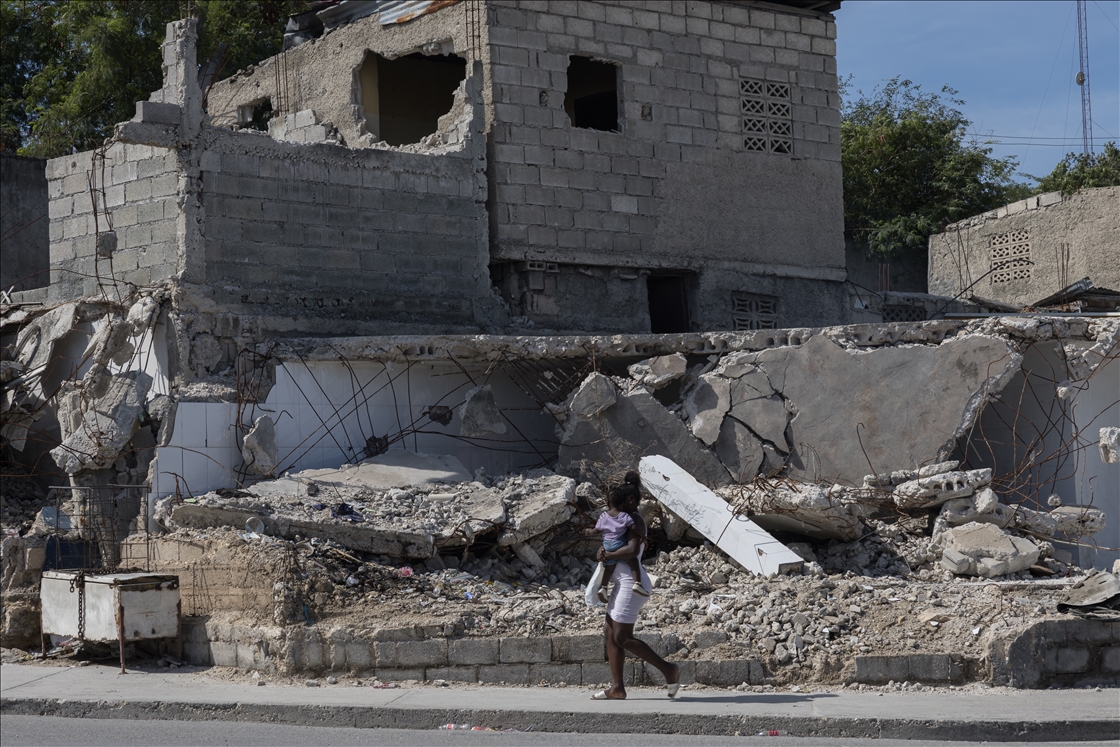 Несмотря на растущие проблемы с безопасностью в Гаити, повседневная жизнь идет своим чередом