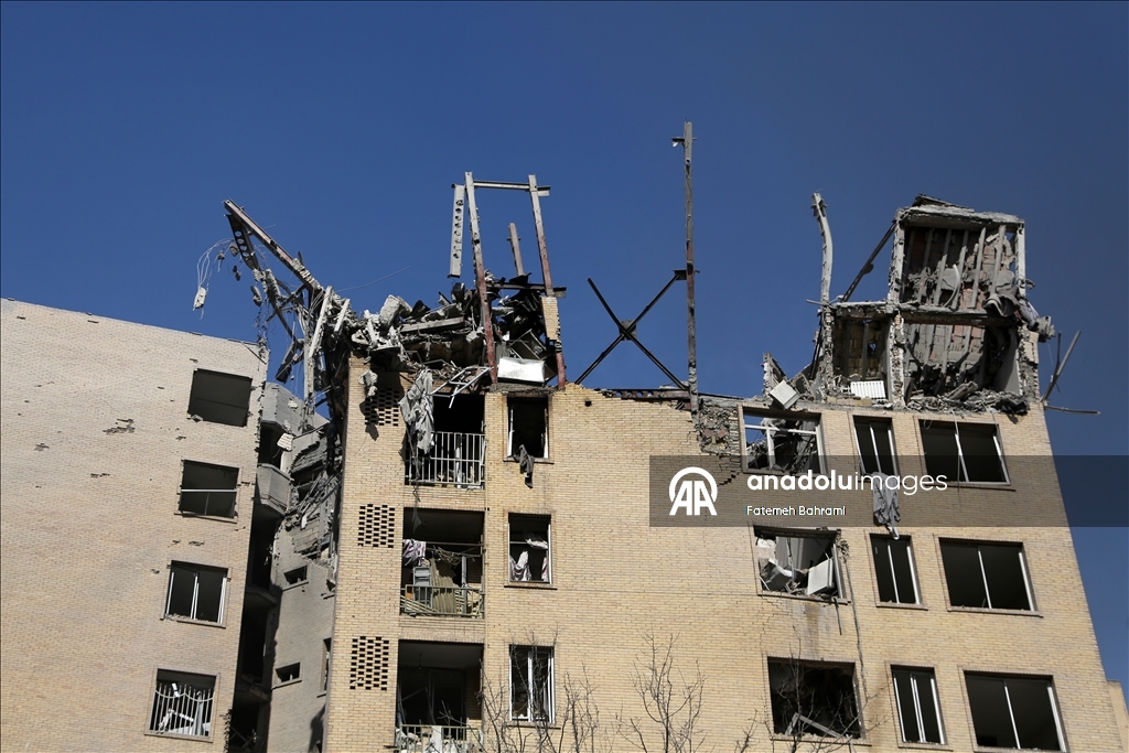 ABD-İsrail saldırıları altındaki Tahran'da yıkım giderek ağırlaşıyor