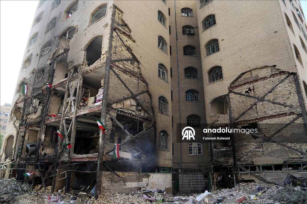 ABD-İsrail saldırıları altındaki Tahran'da yıkım giderek ağırlaşıyor
