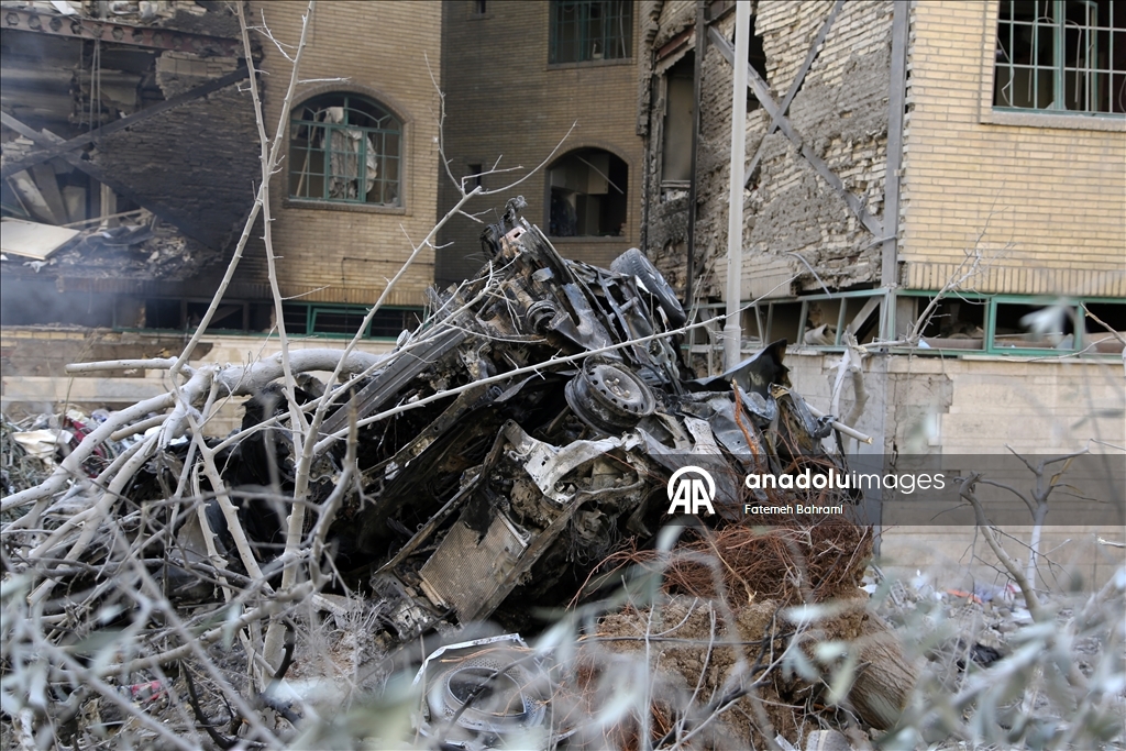 ABD-İsrail saldırıları altındaki Tahran'da yıkım giderek ağırlaşıyor