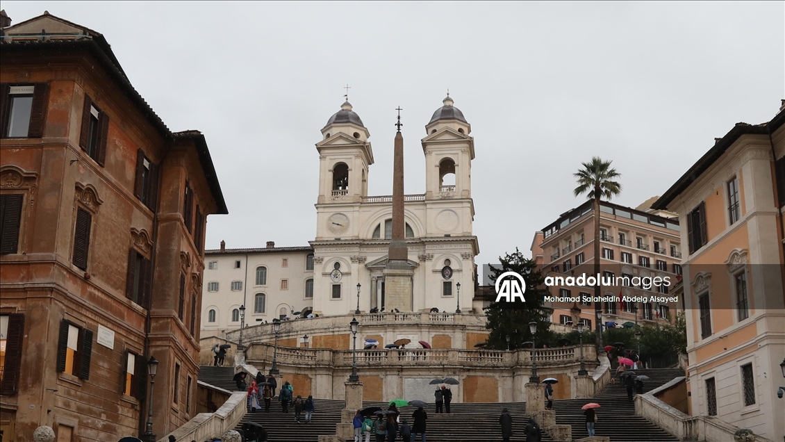 Roma’nın simge yapıları ziyaretçilerin ilgisini çekiyor