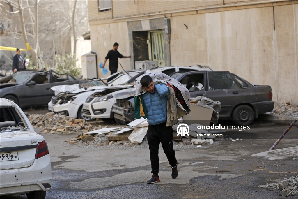 ABD-İsrail saldırıları altındaki Tahran'da yıkım giderek ağırlaşıyor